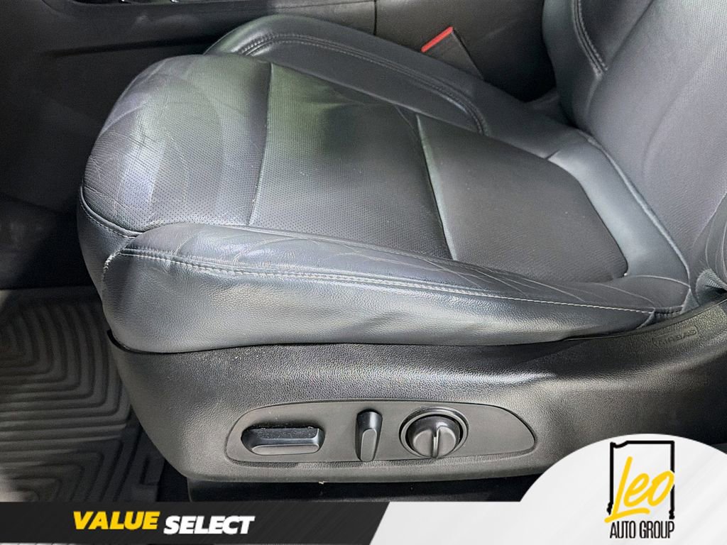 Used 2018 Chevrolet Traverse Premier image 20