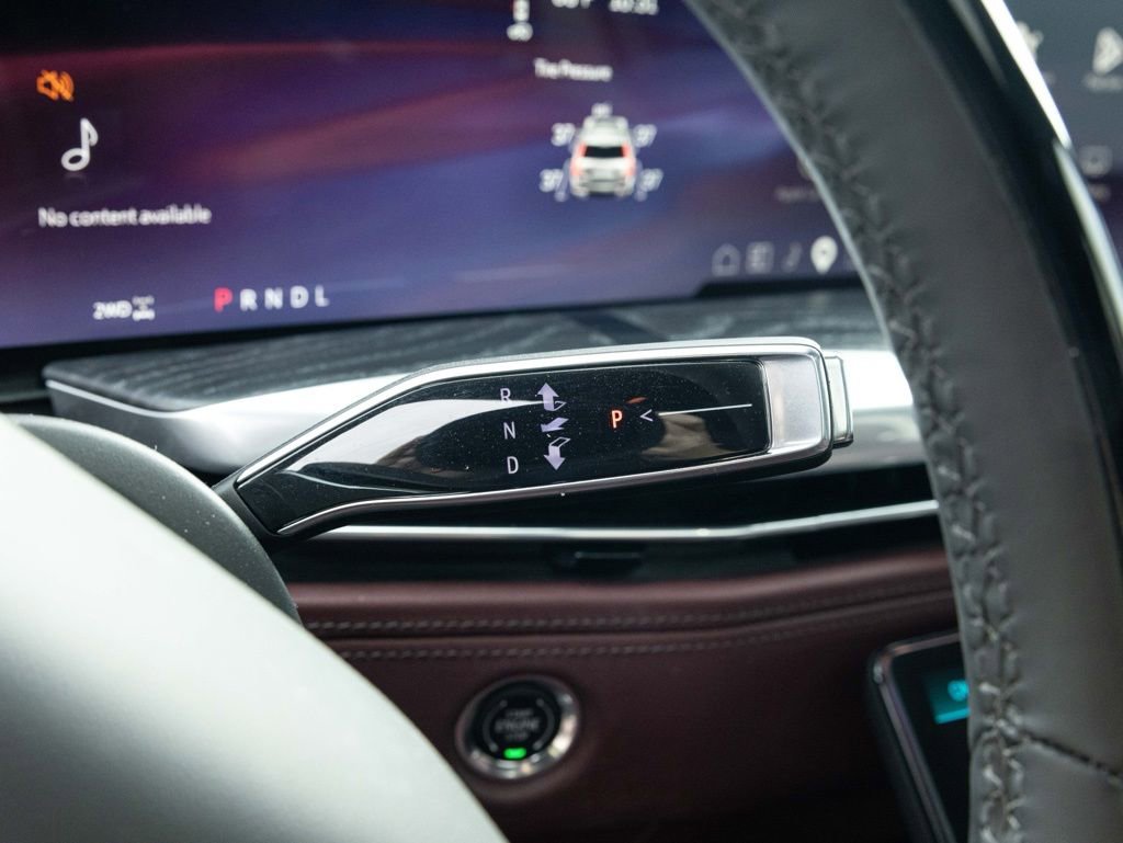 Used 2025 Cadillac Escalade Premium Luxury w/ Touring Package image 32