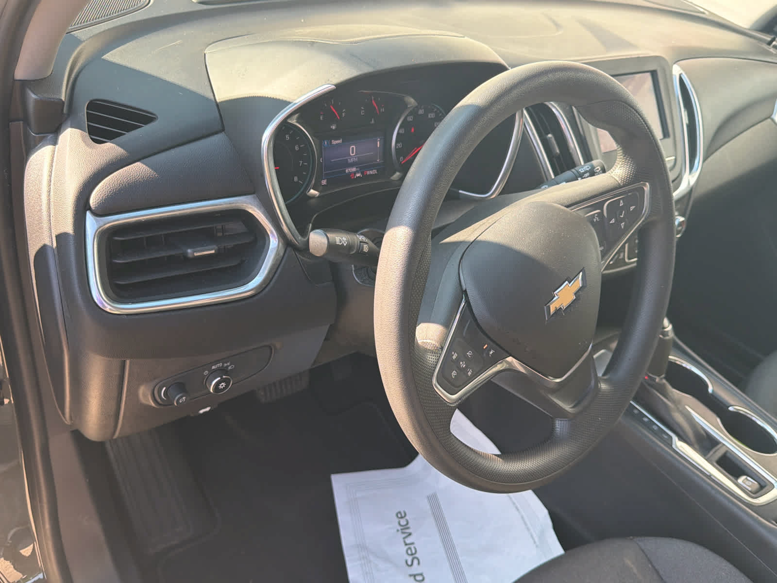 Used 2020 Chevrolet Equinox LT FWD image 19