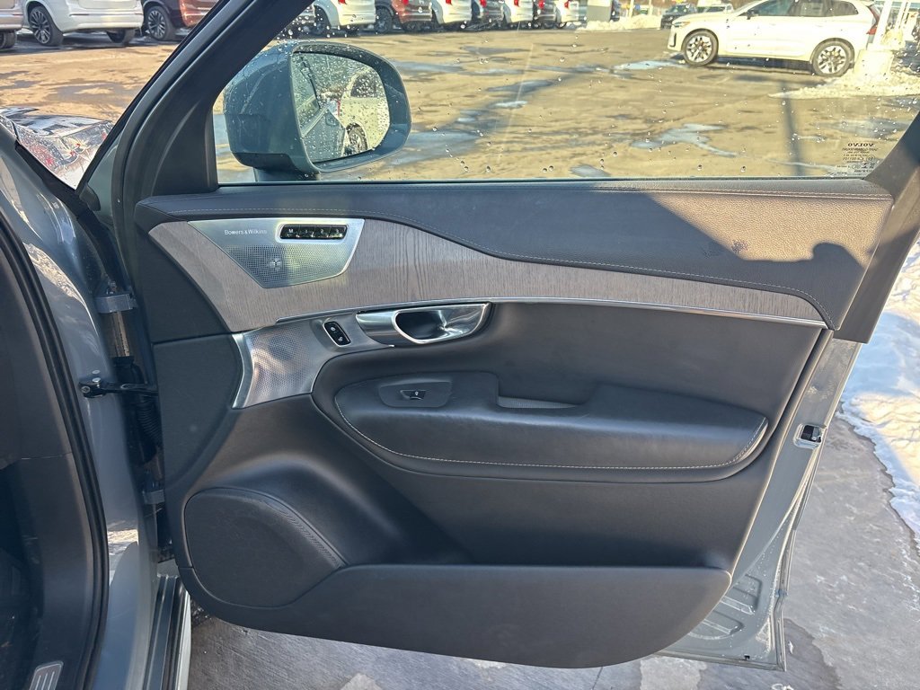 Used 2020 Volvo XC90 T6 Inscription w/ Protection Package Premier image 39