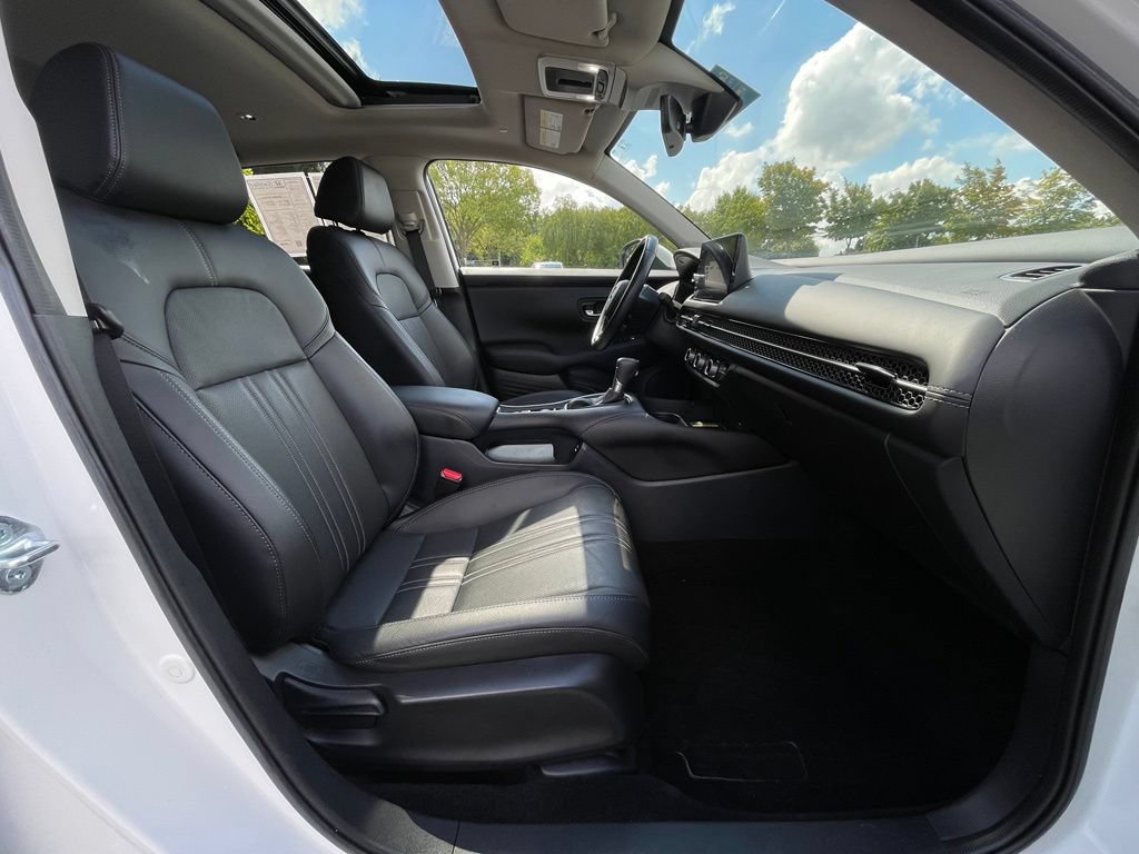 Certified 2025 Honda HR-V EX-L image 31