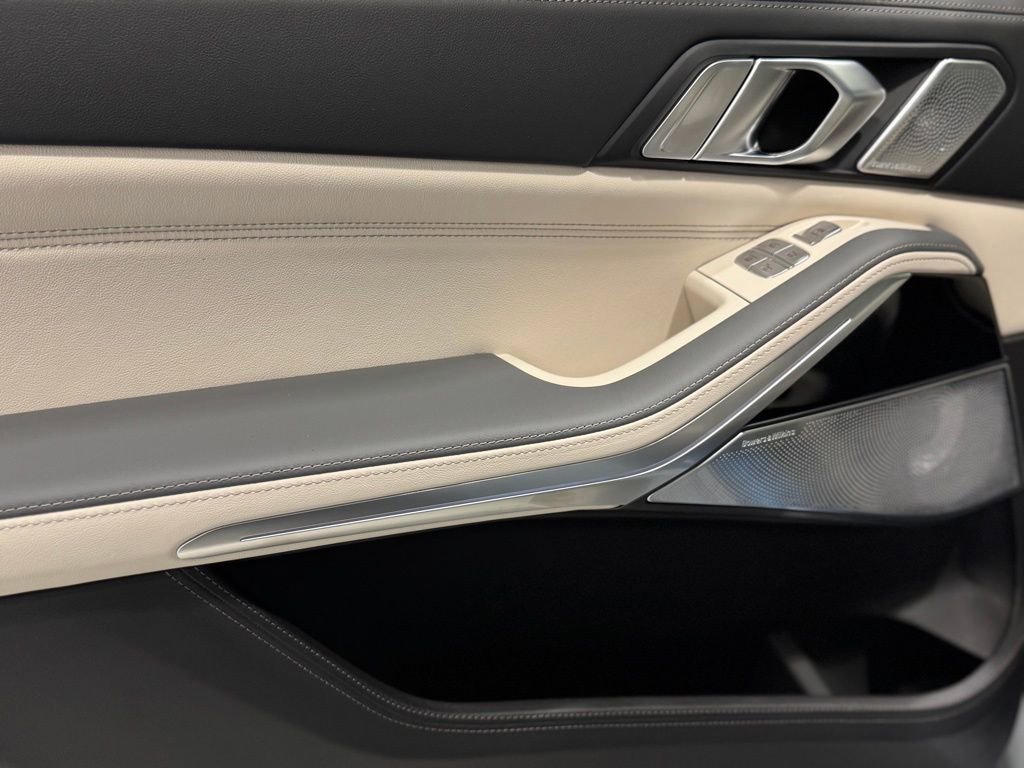 New 2026 BMW ALPINA XB7 image 27