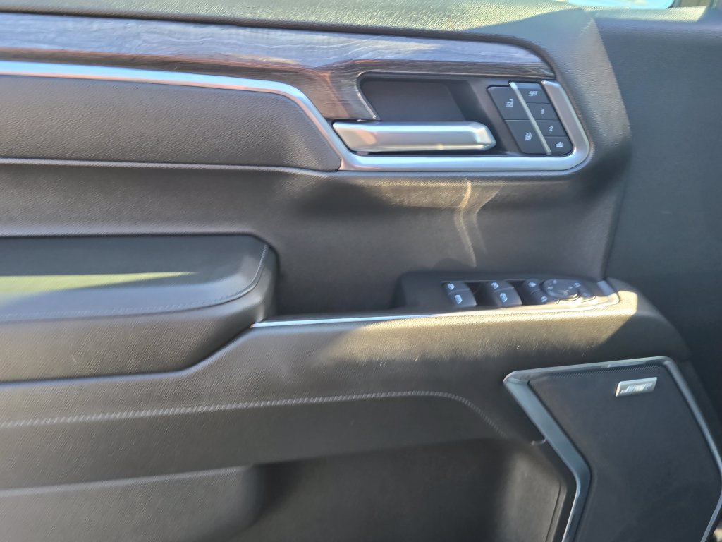Certified 2025 Chevrolet Silverado 1500 LTZ w/ Technology Package AWD/4WD image 10