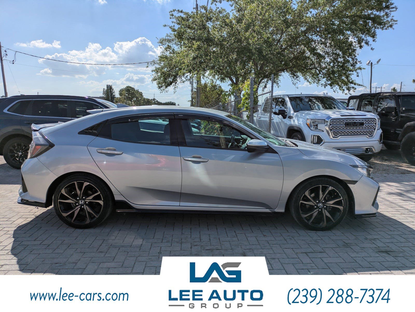 Used 2017 Honda Civic Sport image 2