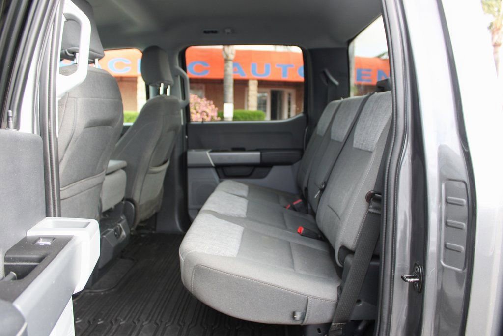 Used 2023 Ford F250 XLT image 32