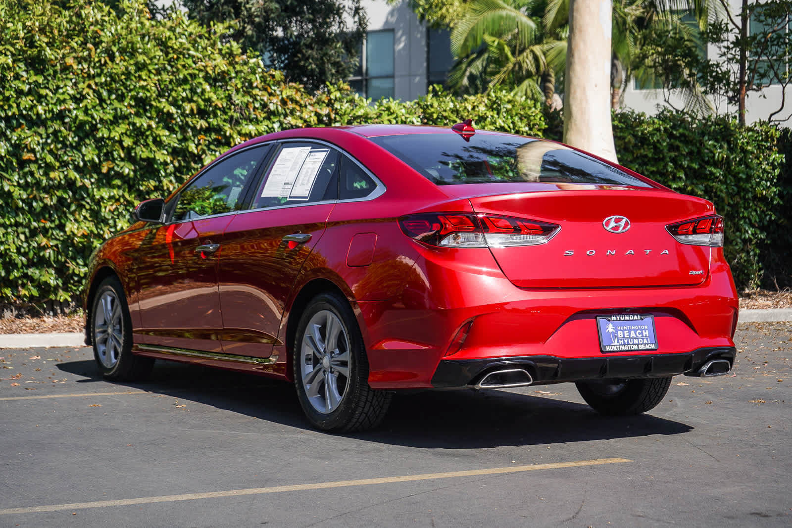 Used 2018 Hyundai Sonata Sport w/ Cargo Package FWD image 4
