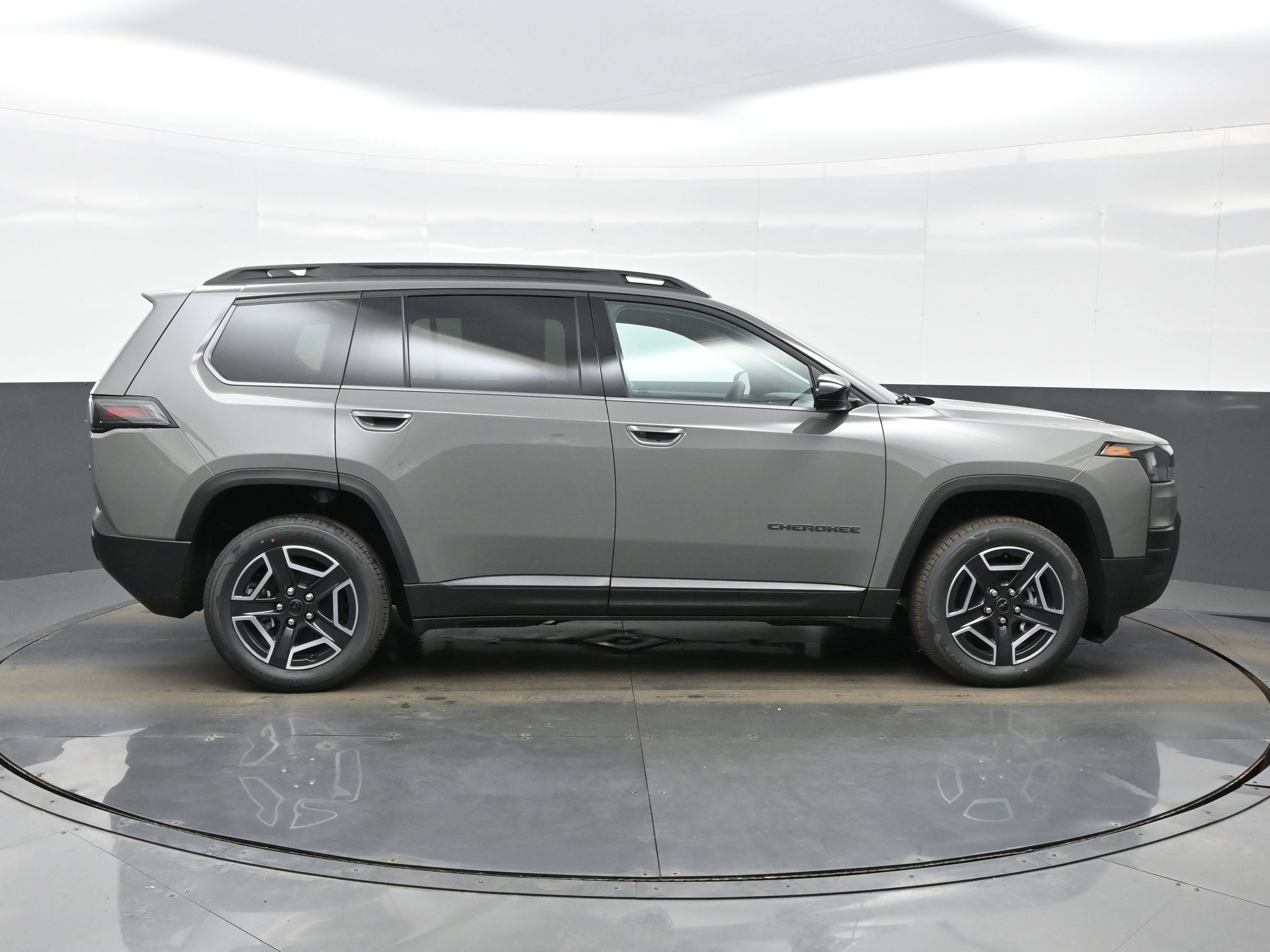 New 2026 Jeep Cherokee Laredo AWD/4WD image 10