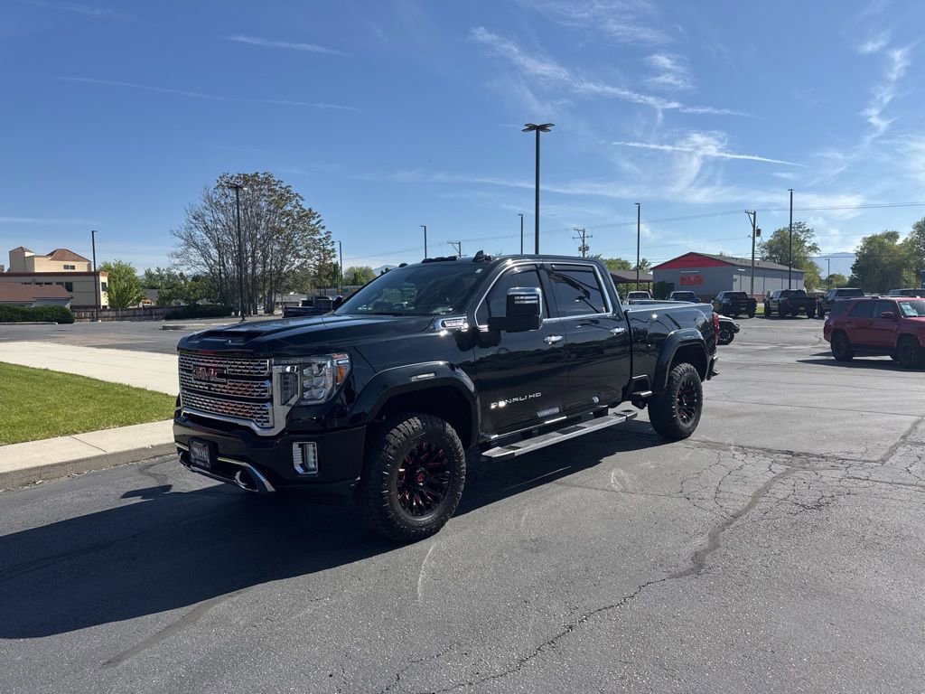 Used 2022 GMC Sierra 2500 Denali w/ Denali Ultimate Package AWD/4WD image 1