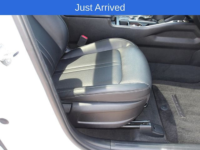 Used 2023 Kia Sorento S w/ Panoramic Sunroof Package AWD/4WD image 10