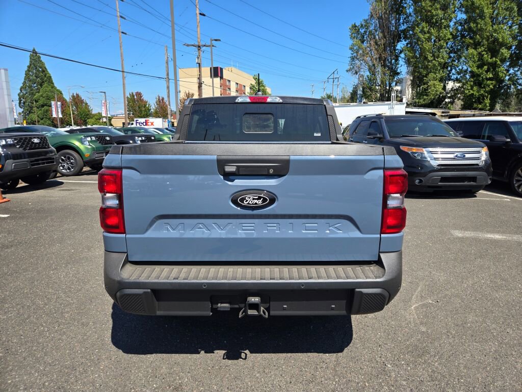 New 2025 Ford Maverick Lariat w/ Black Appearance Package image 6
