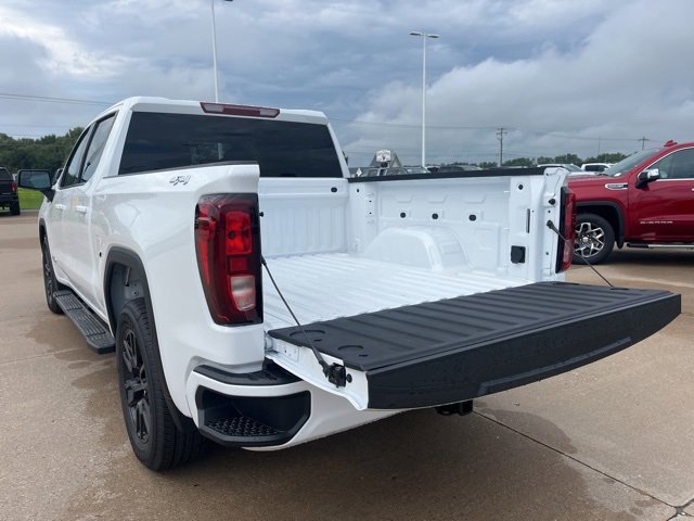 New 2026 GMC Sierra 1500 Elevation image 7