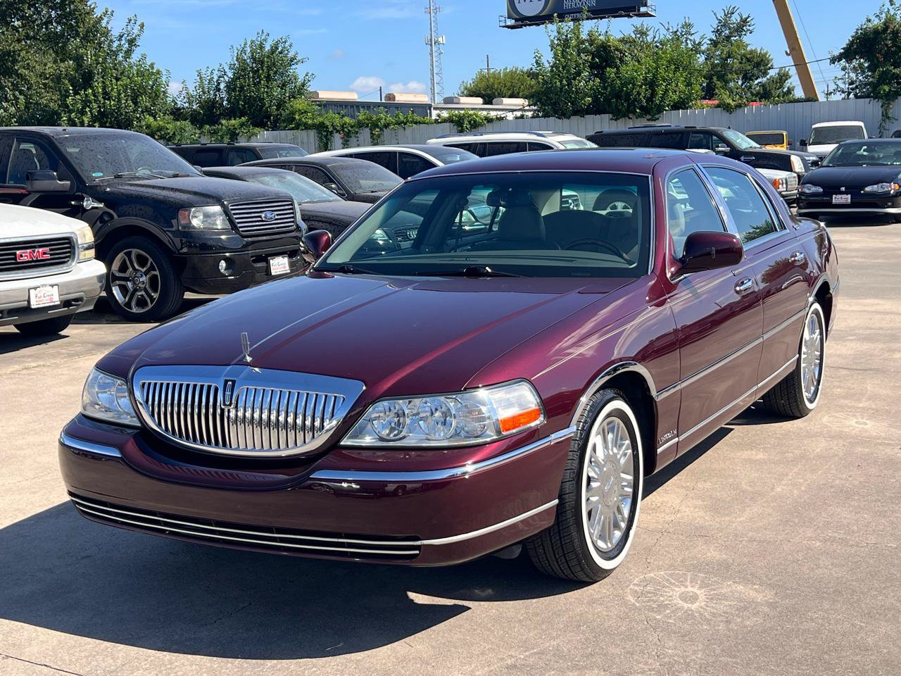 Used 2006 Lincoln Town Car Signature RWD image 61