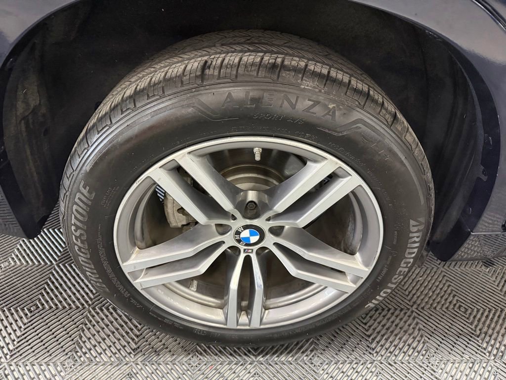 Used 2019 BMW X6 sDrive35i w/ M Sport Package RWD image 19