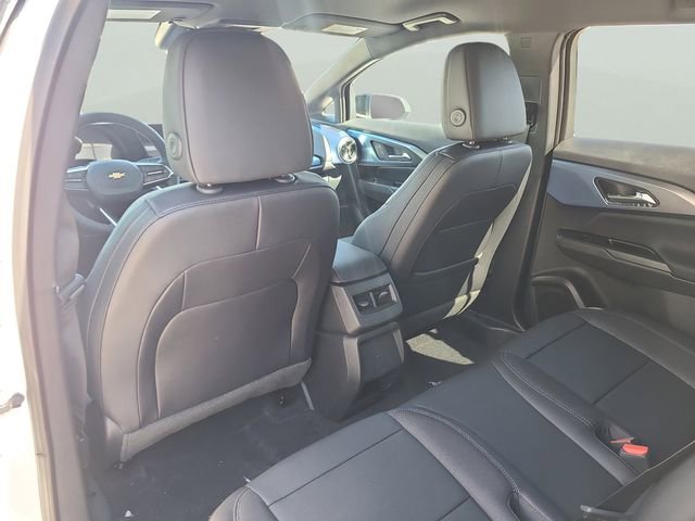 New 2026 Chevrolet Equinox EV LT image 11