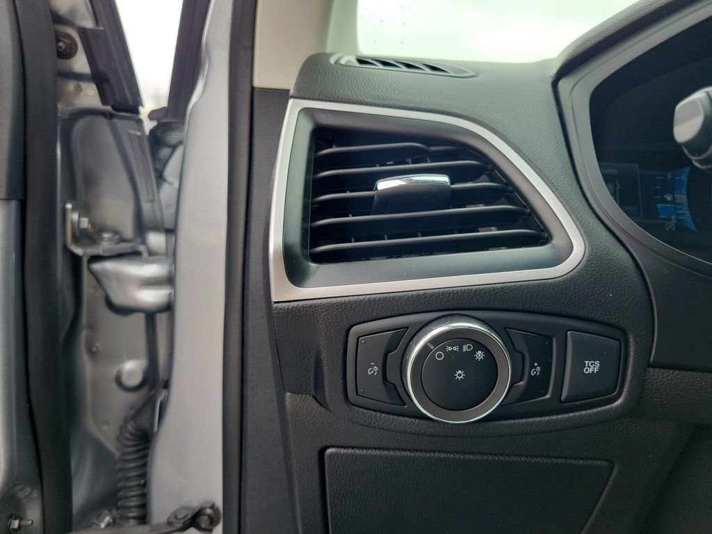 Certified 2024 Ford Edge SEL image 22