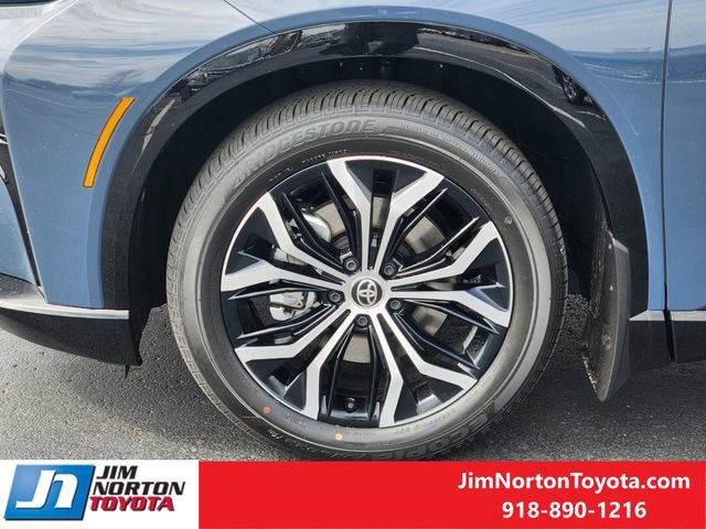 Used 2026 Toyota Crown Signia image 15