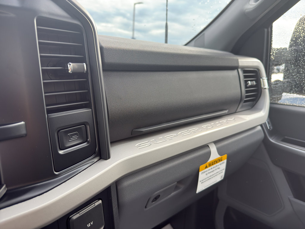 New 2025 Ford F350 XLT w/ 360-Degree Camera Package image 21