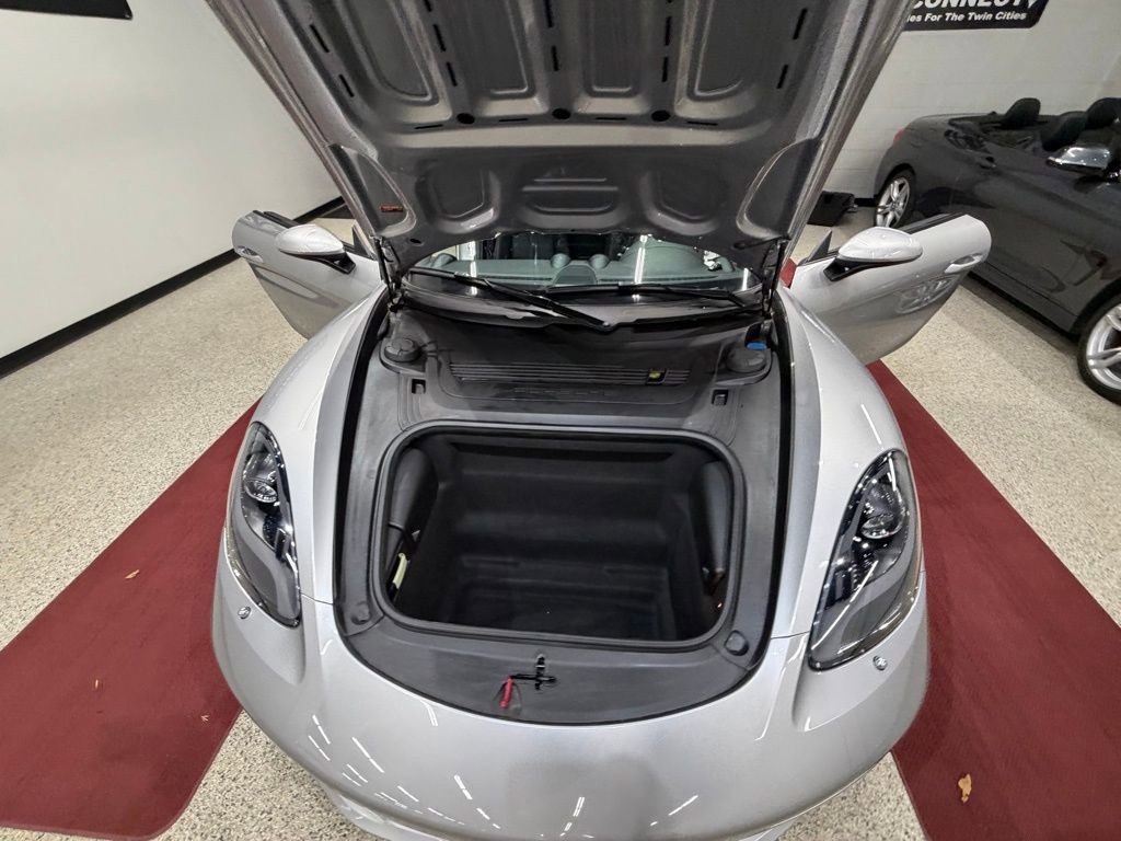 Used 2019 Porsche 718 Cayman image 46