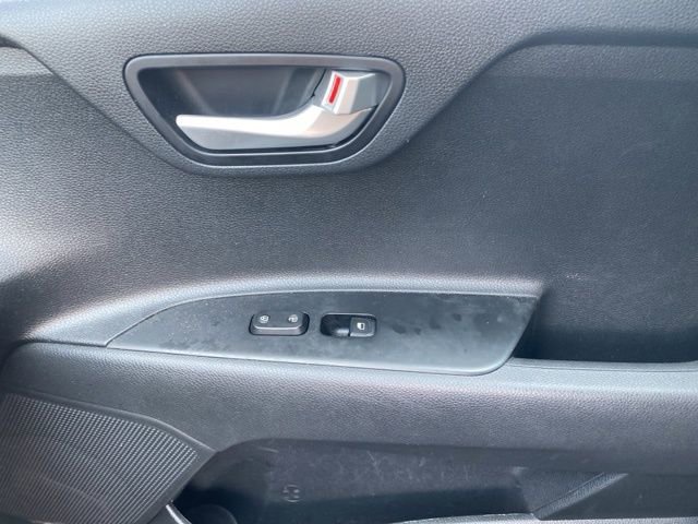 Used 2023 Kia Rio S image 22