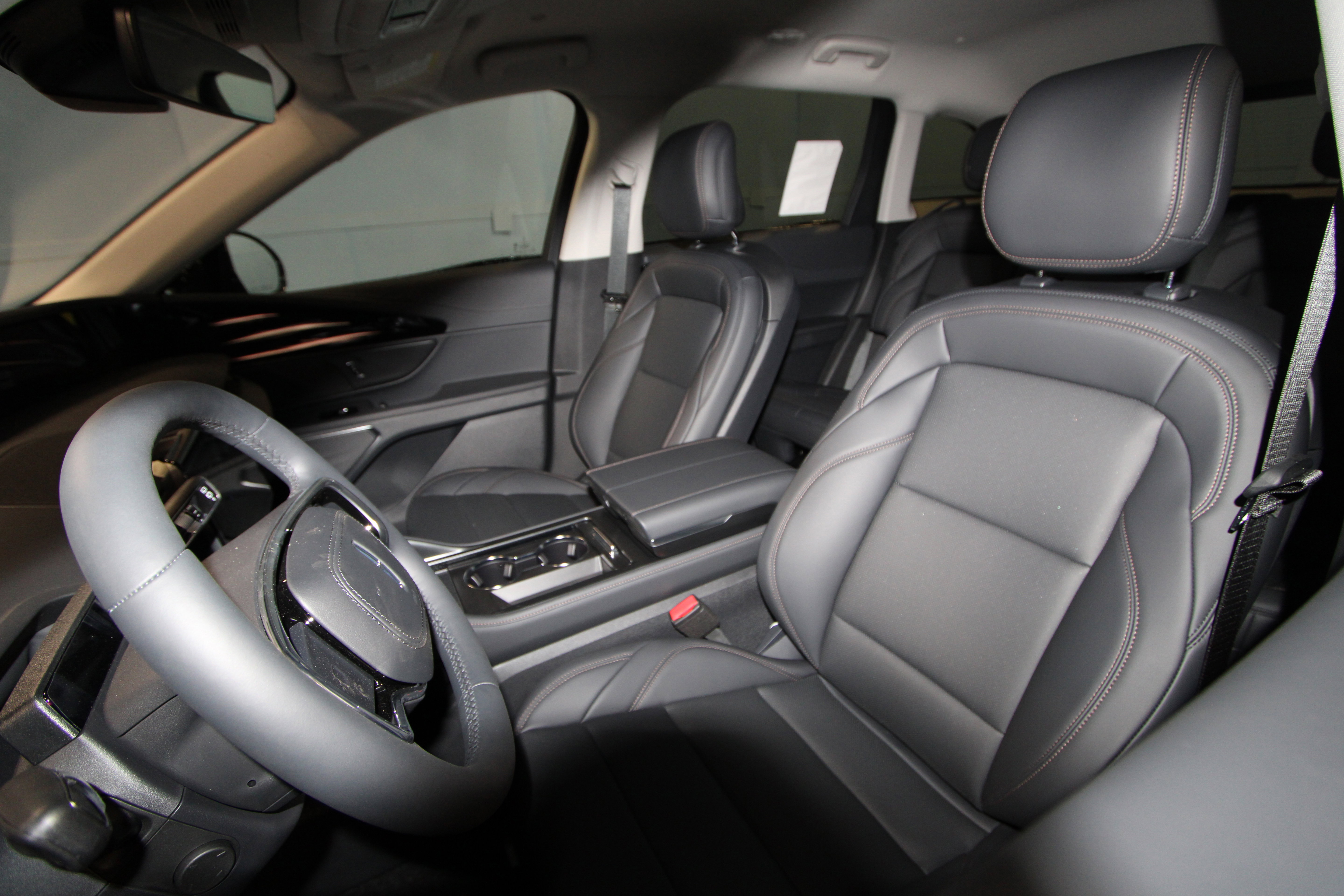 New 2026 Lincoln Nautilus Premier w/ Jet Appearance Package image 3