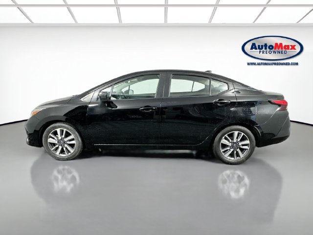 Used 2023 Nissan Versa SV FWD image 8