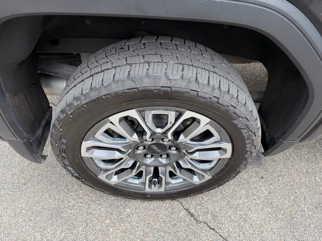 Used 2023 GMC Sierra 1500 Denali Ultimate image 10