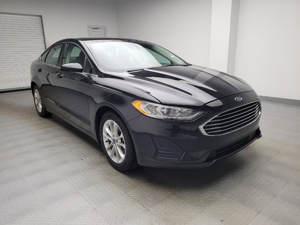 Used 2020 Ford Fusion SE FWD image 13