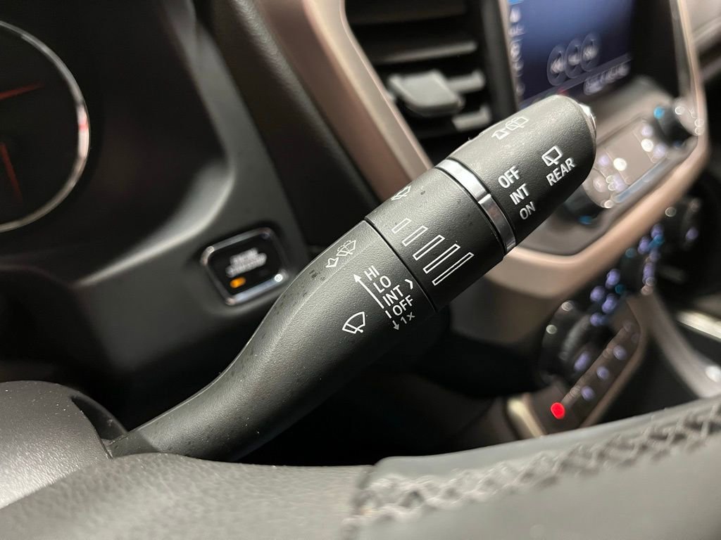 Used 2023 GMC Acadia Denali w/ Denali Ultimate Package image 33