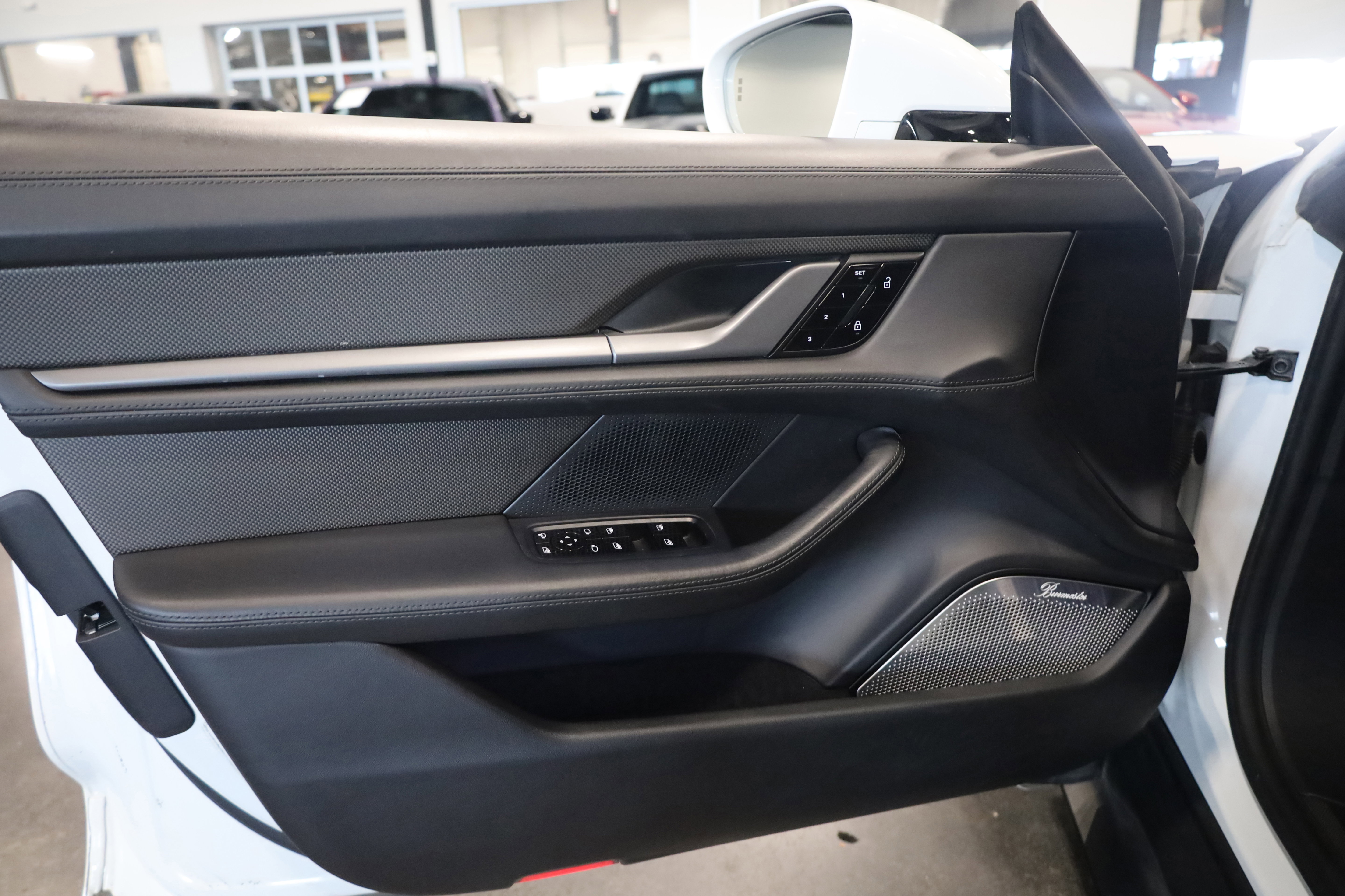 Used 2020 Porsche Taycan Turbo S image 14