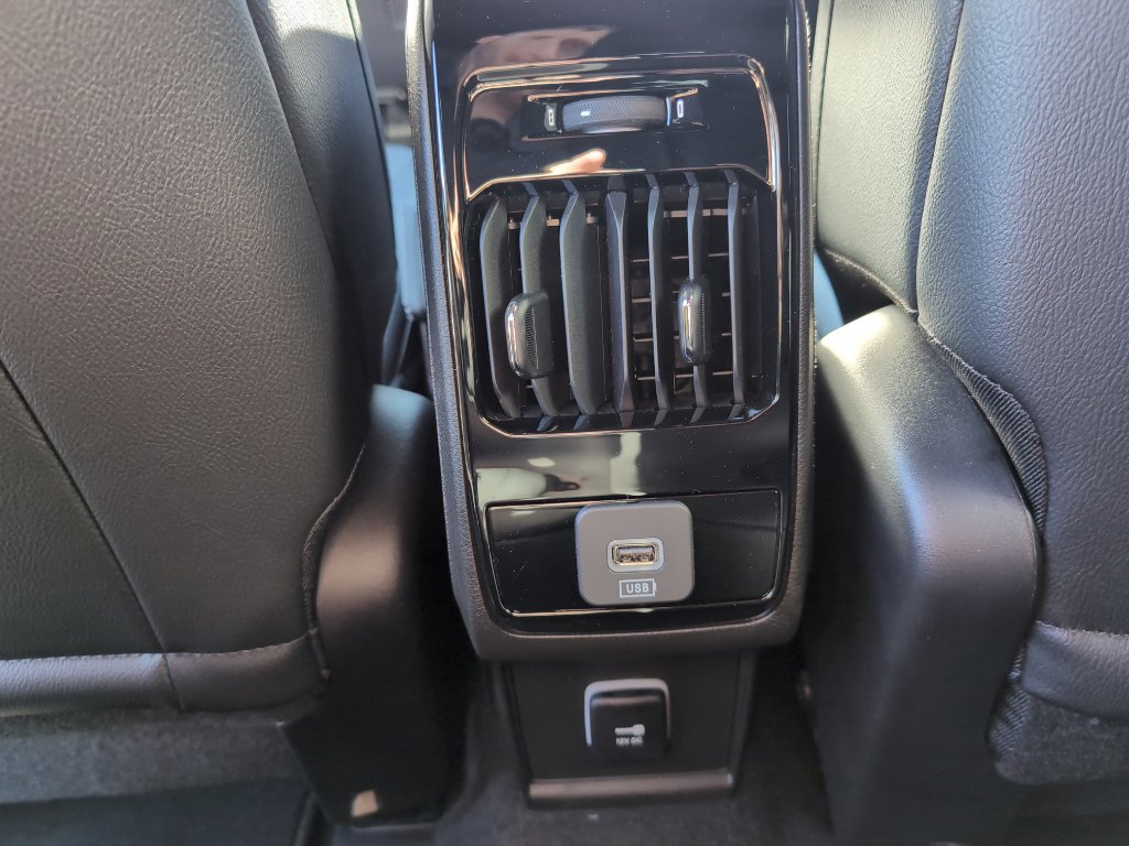 New 2026 Jeep Compass Limited image 26