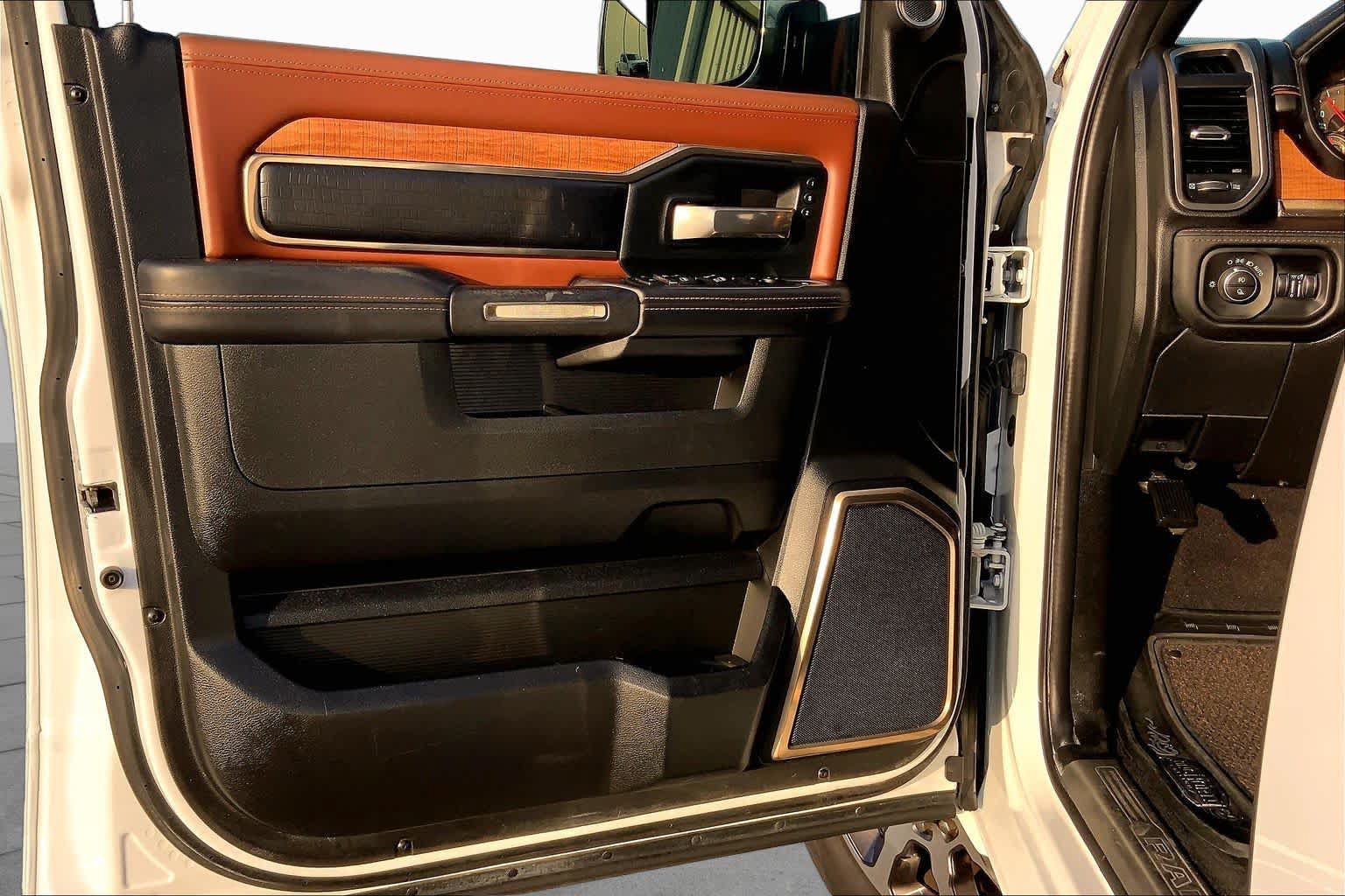 Used 2020 RAM 2500 Limited AWD/4WD image 22