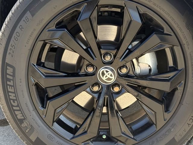 Used 2022 Toyota RAV4 XSE image 11