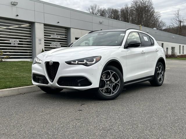 New 2026 Alfa Romeo Stelvio Sprint