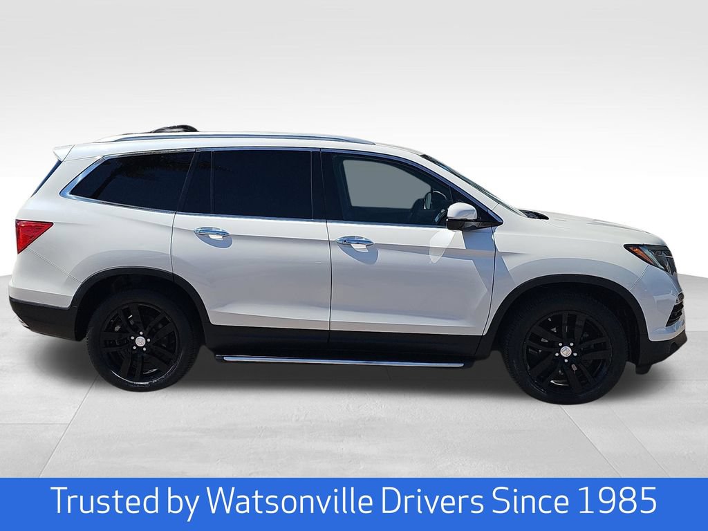 Used 2017 Honda Pilot Elite image 2