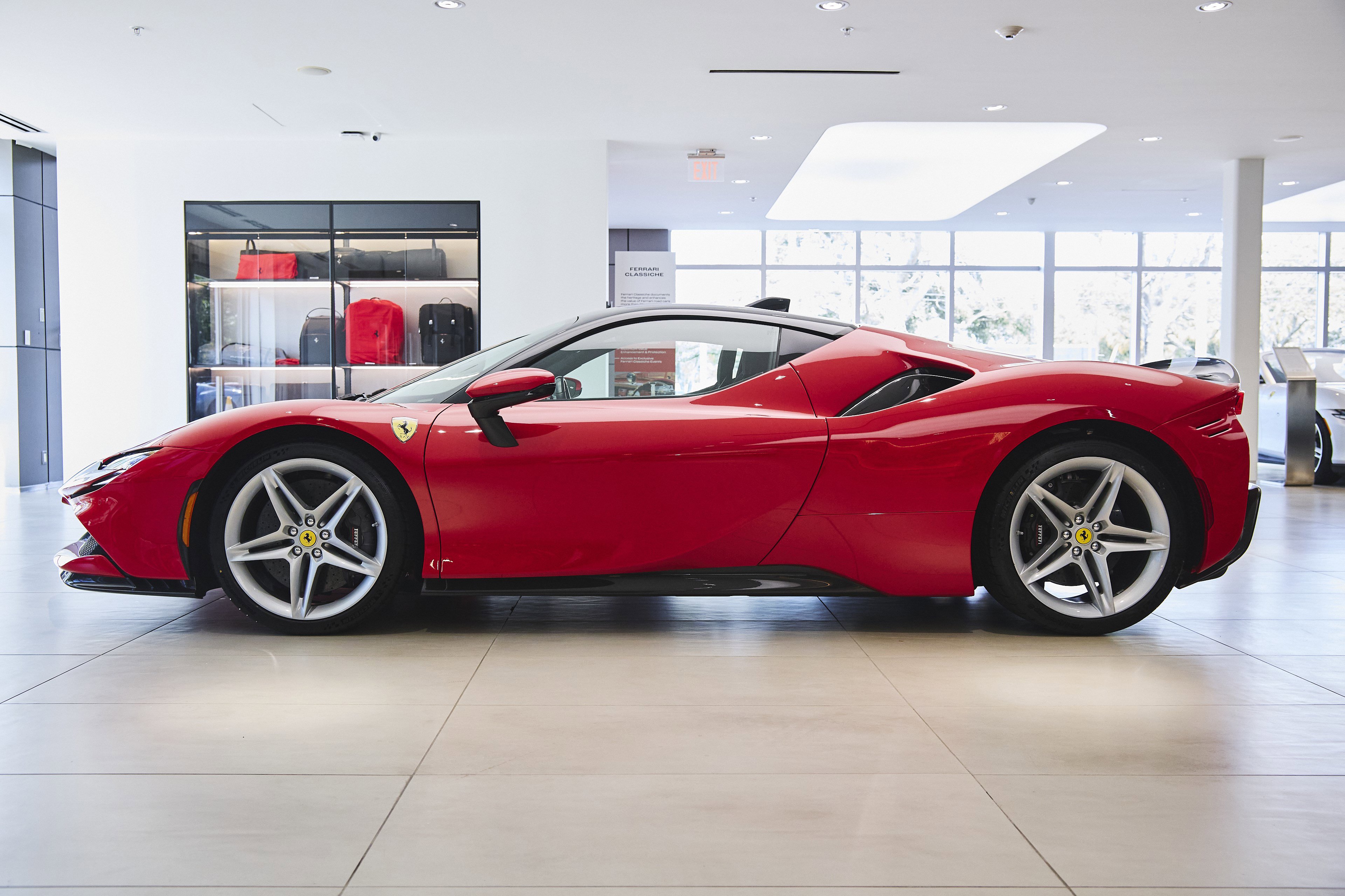 Used 2021 Ferrari SF90 Stradale image 2