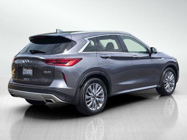 Certified 2025 INFINITI QX50 Luxe AWD/4WD image 4