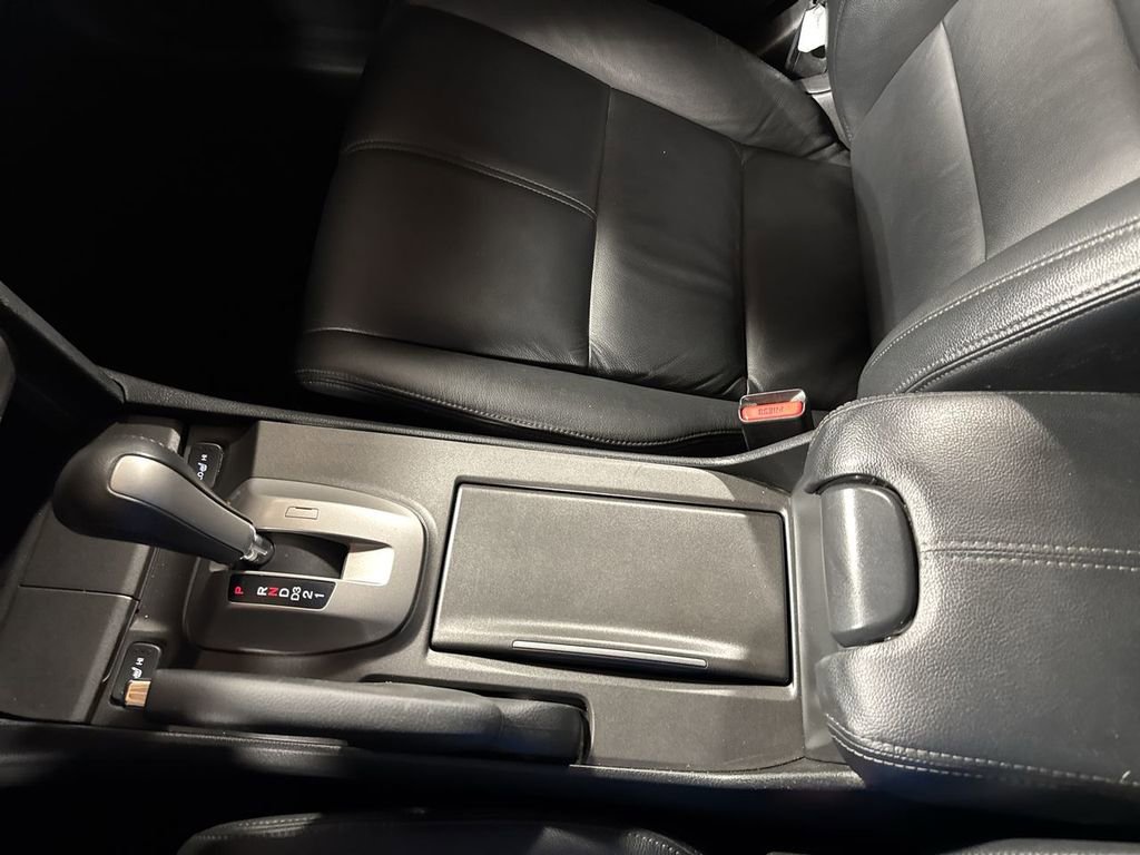 Used 2010 Honda Crosstour EX-L image 19