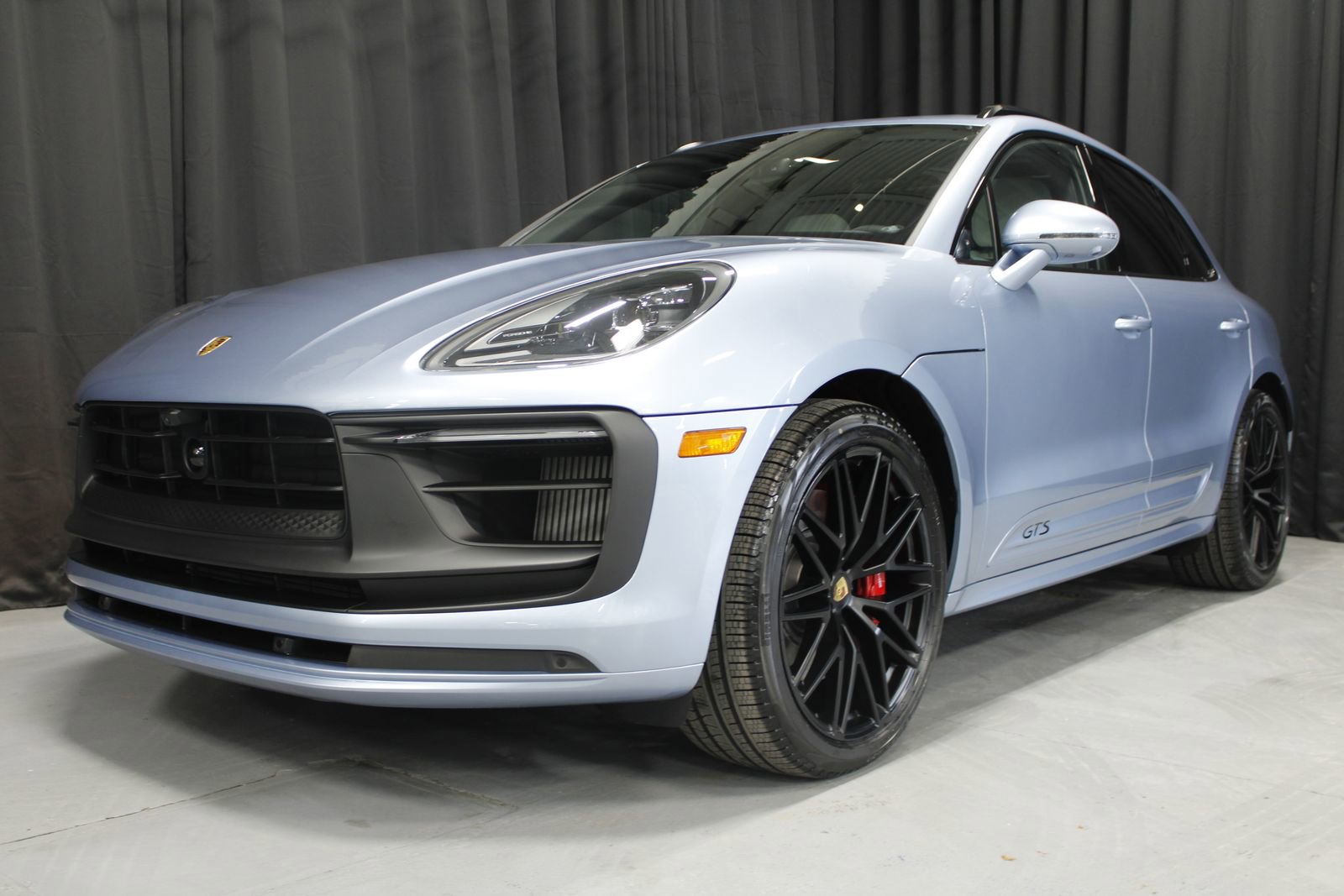 New 2026 Porsche Macan GTS AWD/4WD image 8