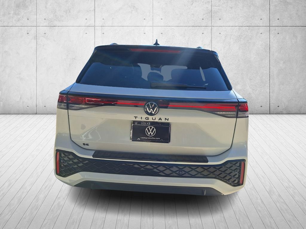 New 2026 Volkswagen Tiguan SE R-Line image 4