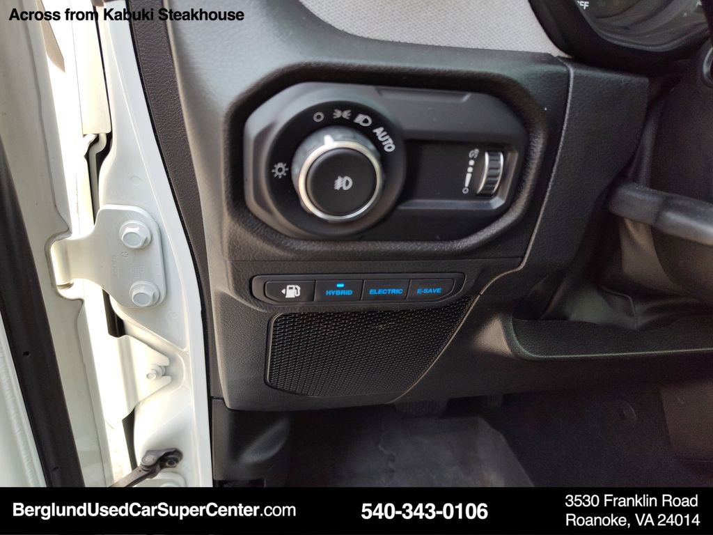 Used 2024 Jeep Wrangler Sport S w/ Convenience Group image 17