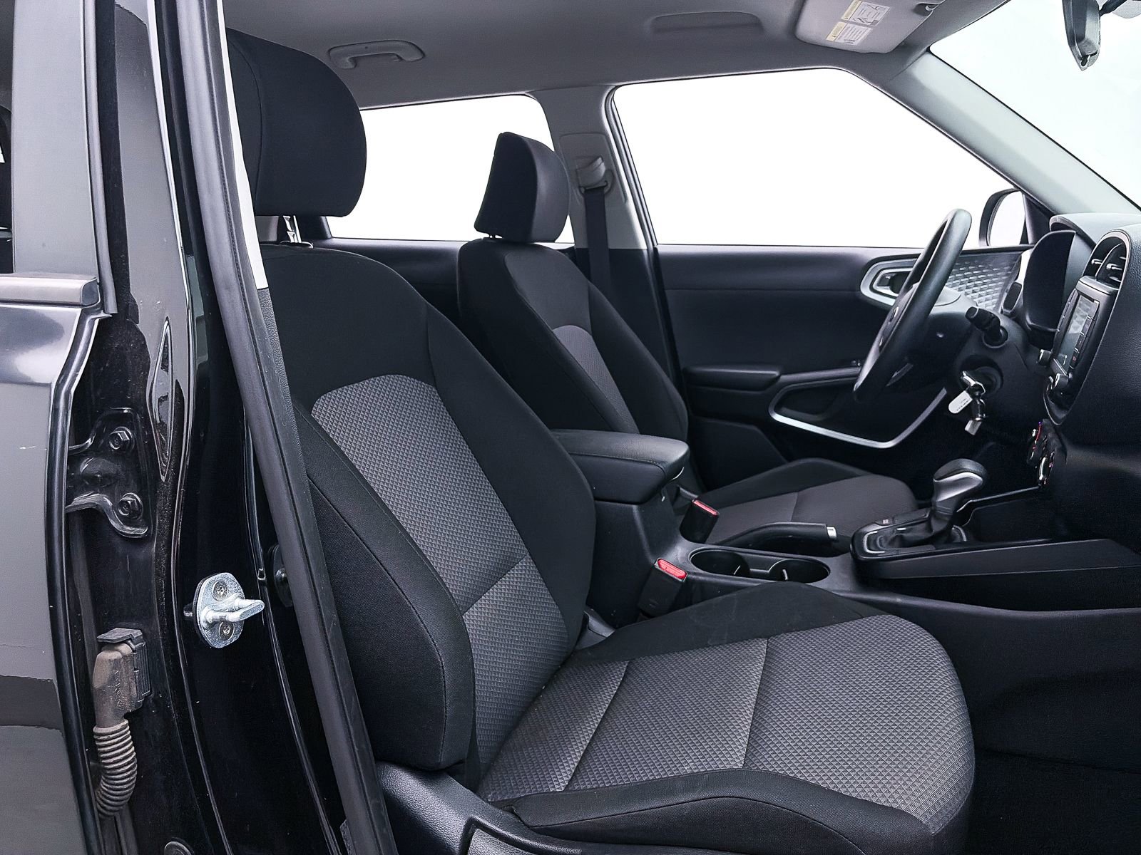 Used 2020 Kia Soul LX image 31