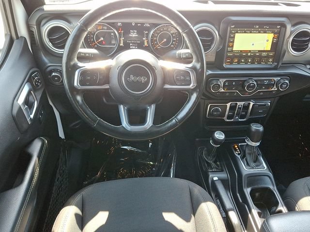 Used 2022 Jeep Wrangler Unlimited Sahara w/ LED Lighting Group AWD/4WD image 12