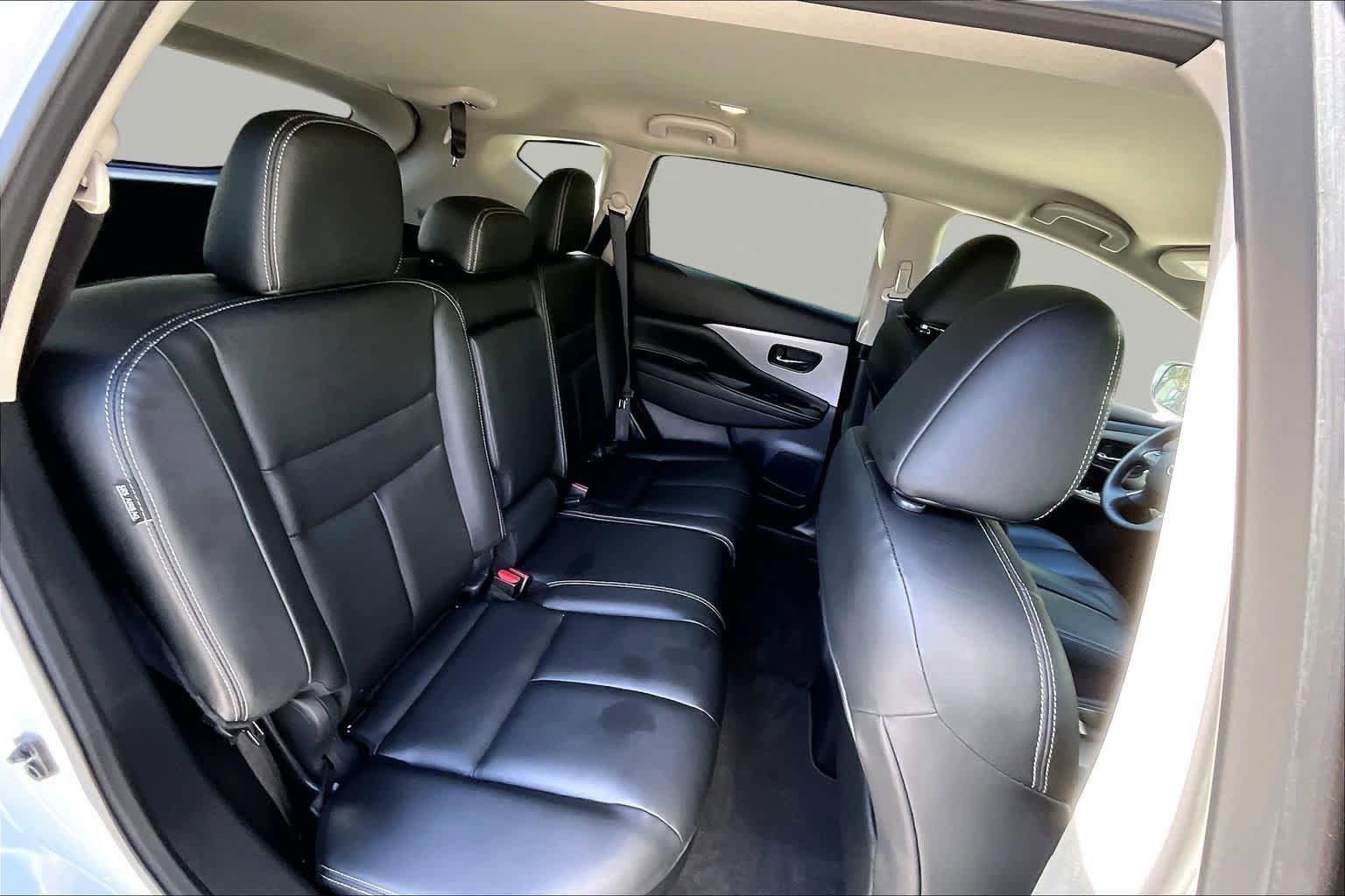 Used 2024 Nissan Murano SV w/ SV Midnight Edition Package FWD image 35