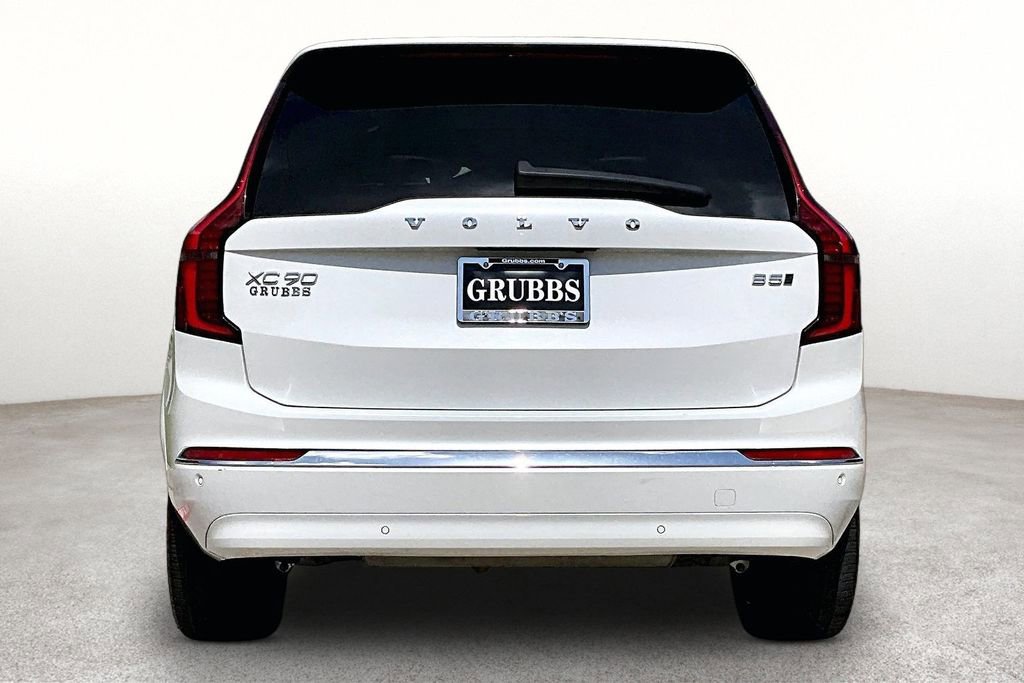 Used 2025 Volvo XC90 B5 Plus image 7