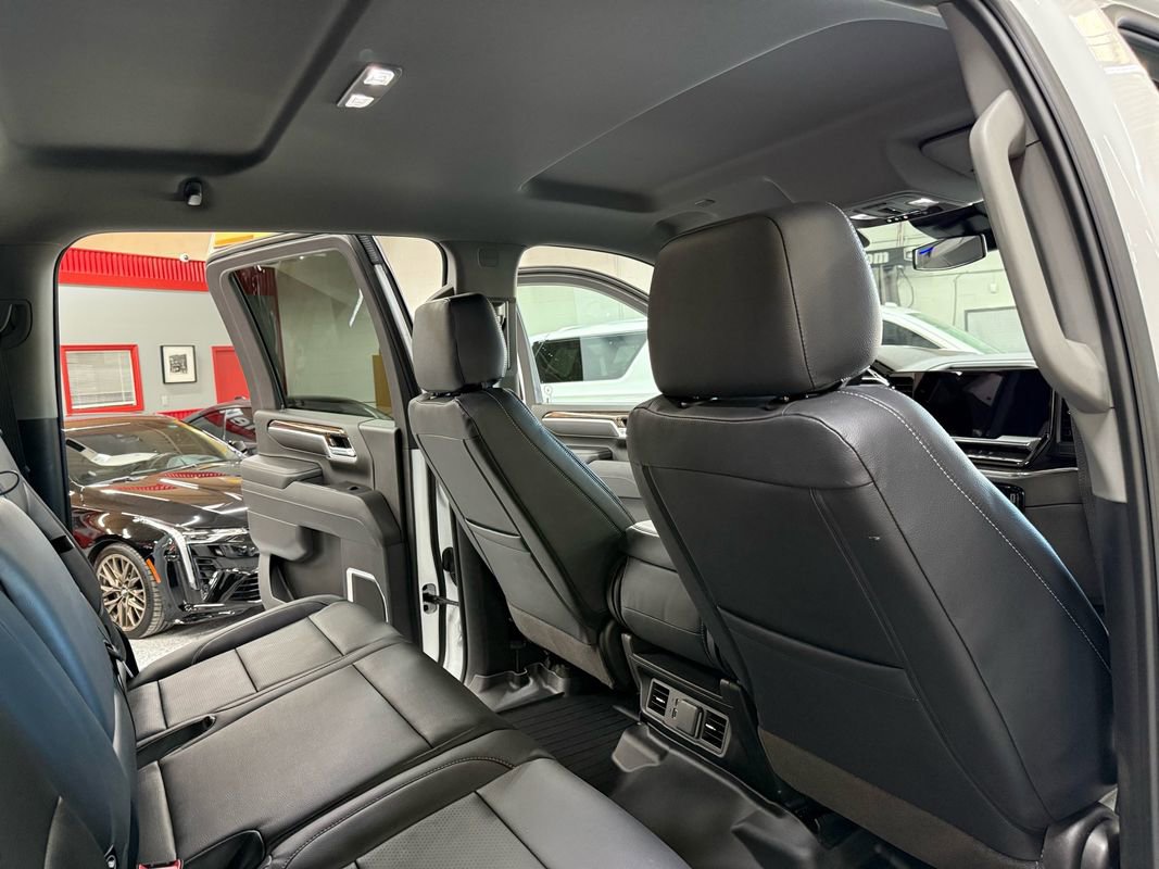 Used 2025 GMC Sierra 2500 SLE w/ Preferred Package image 23