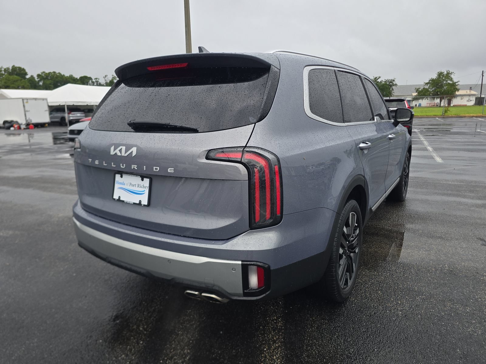Used 2023 Kia Telluride SX FWD image 4