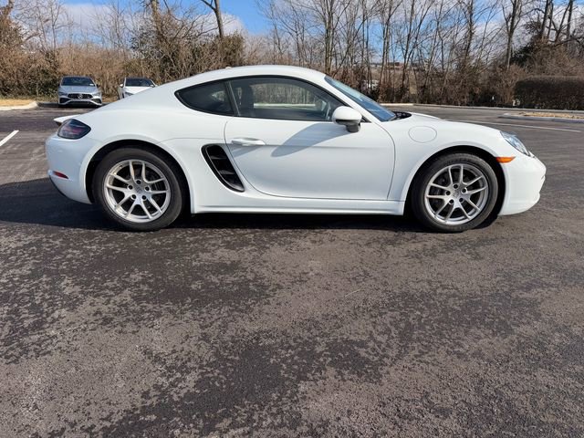 Used 2024 Porsche 718 Cayman image 4