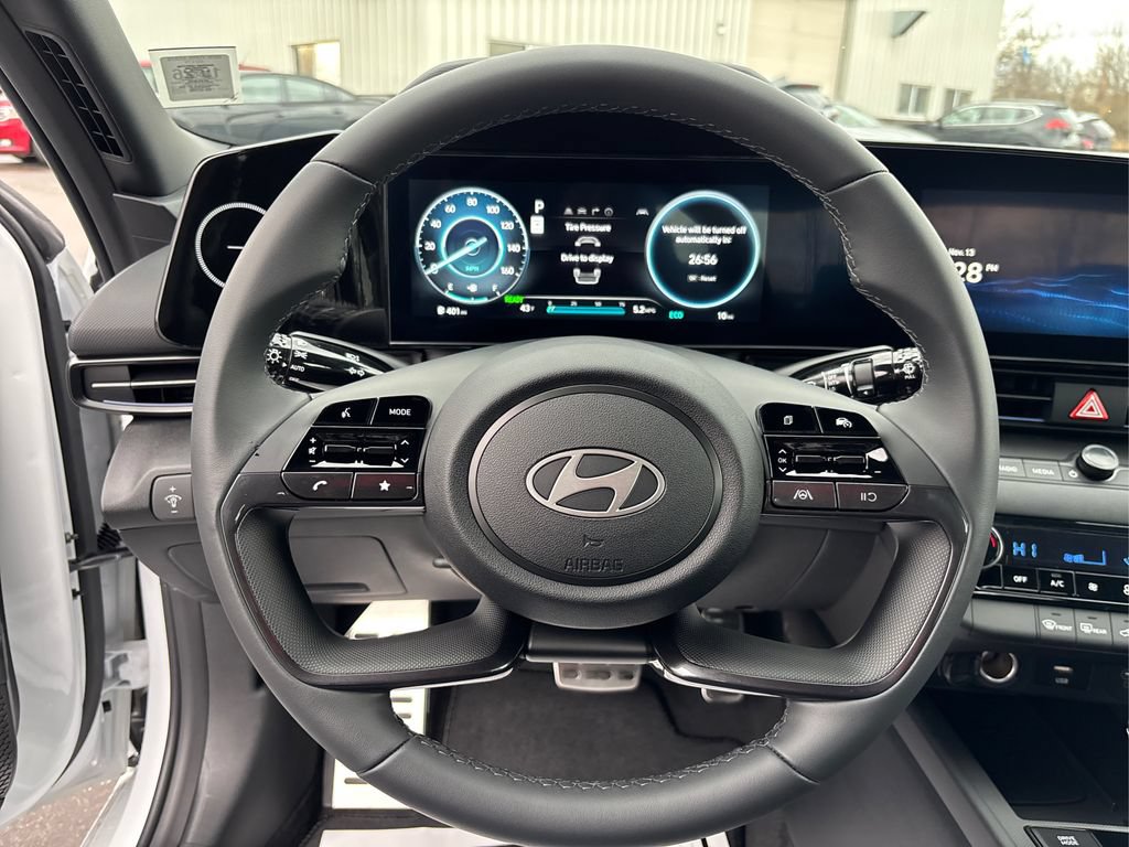 New 2026 Hyundai Elantra SEL FWD image 22