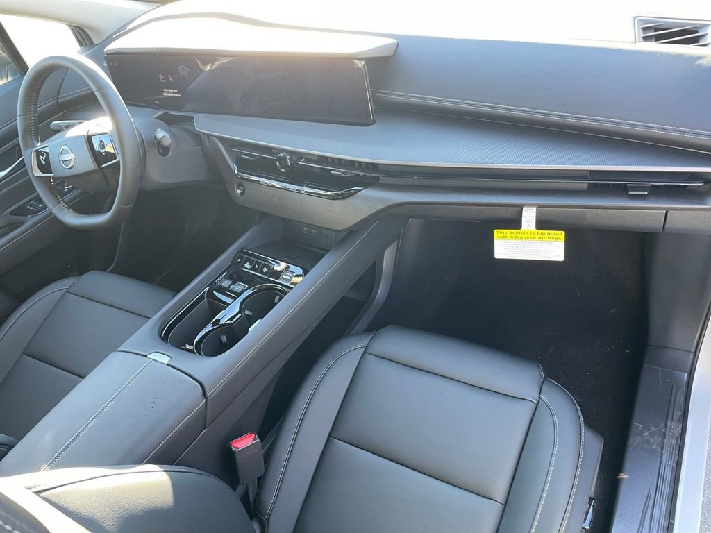 Certified 2025 Nissan Murano SV image 28