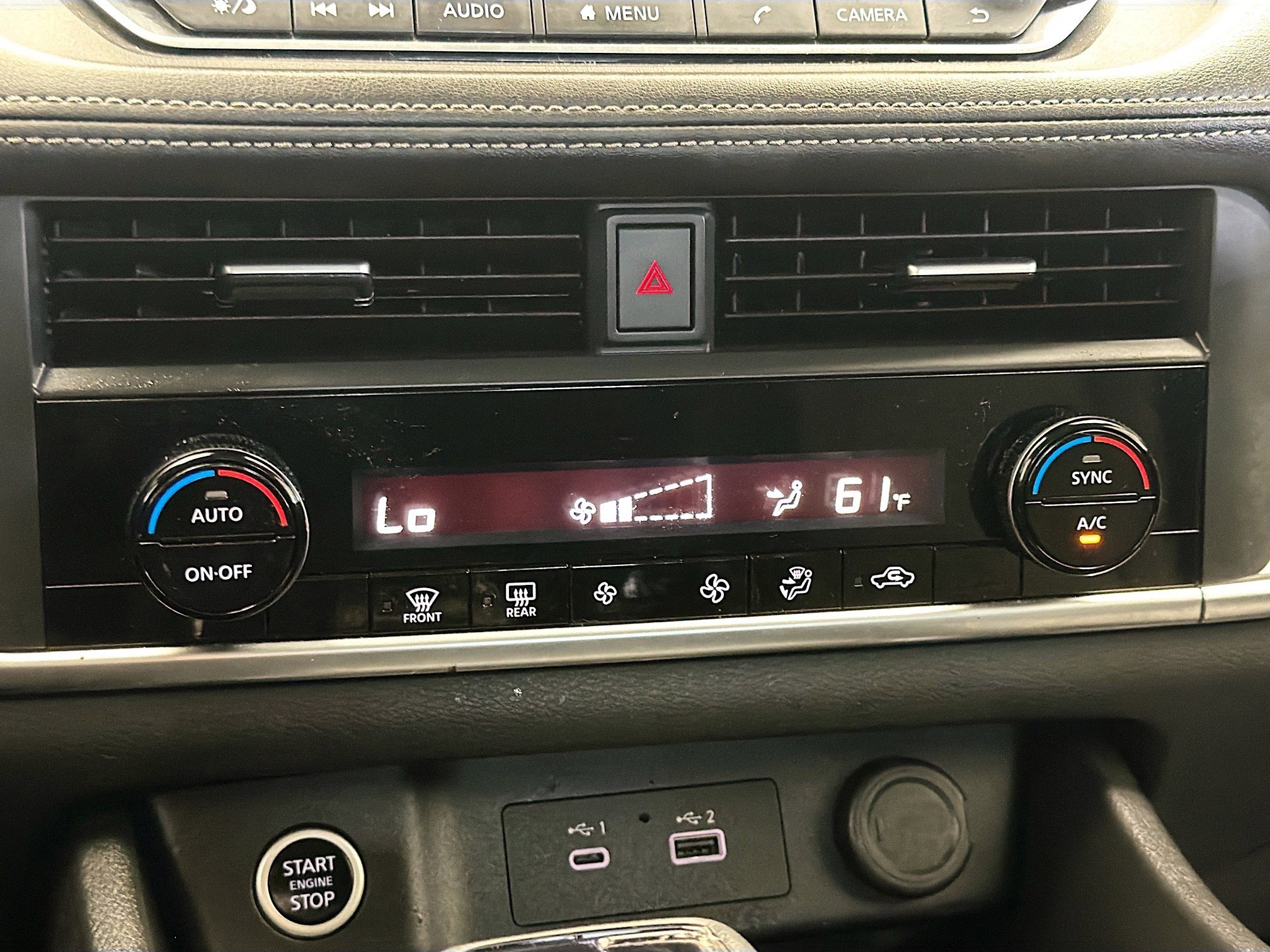 Used 2023 Nissan Rogue SV image 10